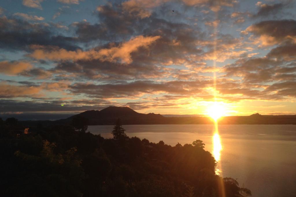 Serenity On Wakeman Taupo Exterior foto